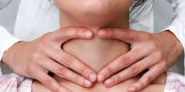 Rubrica “Salute Donna”: controlliamo la tiroide, eviteremo problemi anche gravi