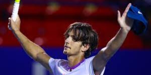 Tennis: Lorenzo Musetti, nuova stella del tennis italiano