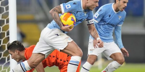 Sport/Calcio: Lazio: prima la rimonta poi la beffa nel finale!