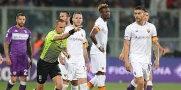 Sport/Calcio: batosta Roma a Firenze (0-2)