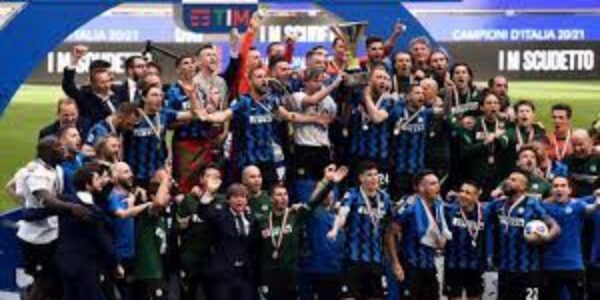Calcio/Coppa Italia: l’Inter vince ma solo ai supplementari (Juventus -inter 2-4)