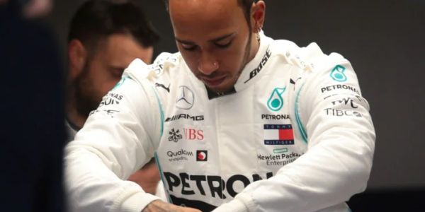 Sport/ Formula 1: Hamilton, un campione lasciato solo