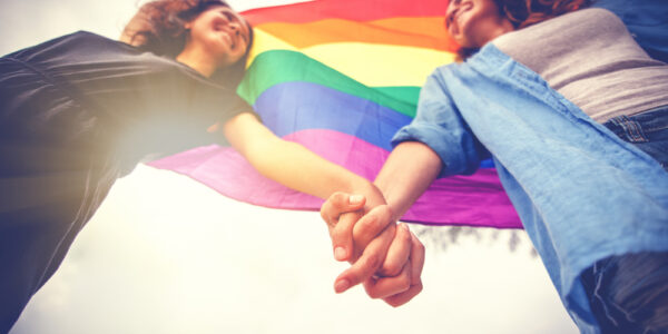 Omosessualità/Donne: amore saffico, sinonimo di naturale