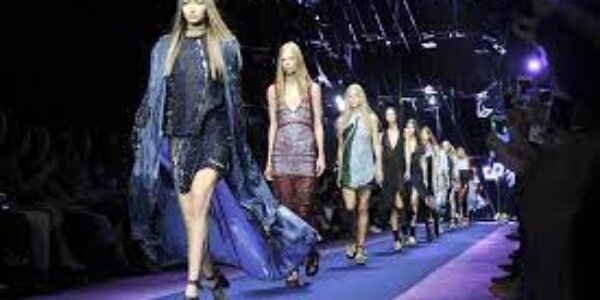 Moda/MILANO FASHION WEEK: La moda è a Milano, Milano è la moda