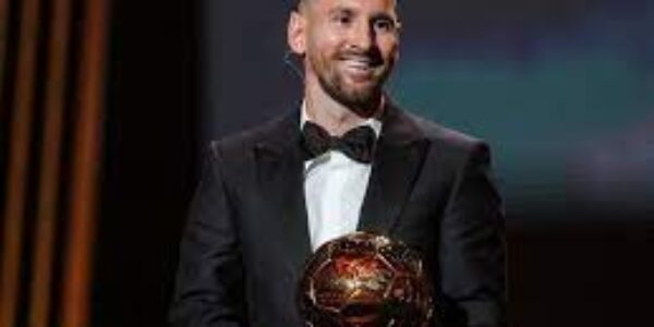 Sport/Calcio: pallone d’oro a Messi….giusto o “rubato”?