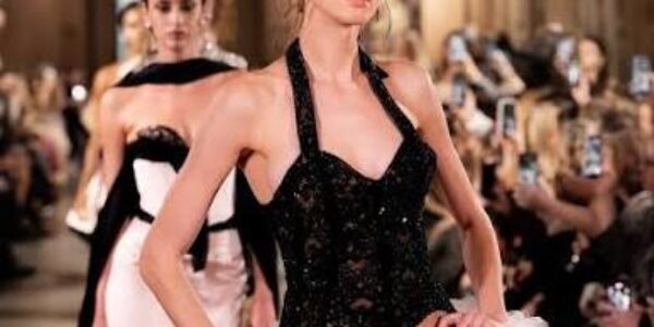 Moda/Brooke Barry: dai social alla passerella