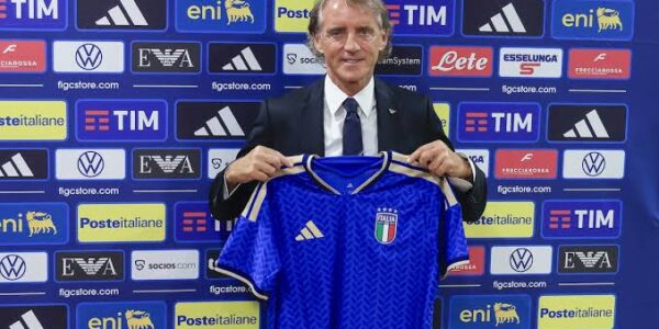 Sport/Calcio: tre settimane per rinascere